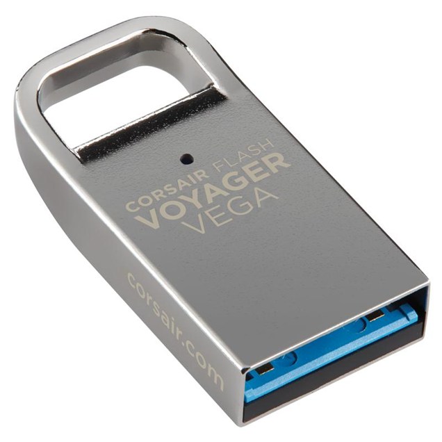 Corsair Flash Voyager Vega 64GB 